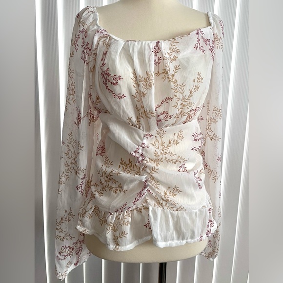 🍂NEW Red Sky Top - Picture 5 of 6